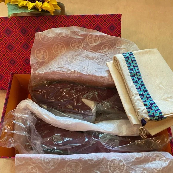 TORY BURCH RUBY SLIPPER LOAFER - Picture 6 of 6